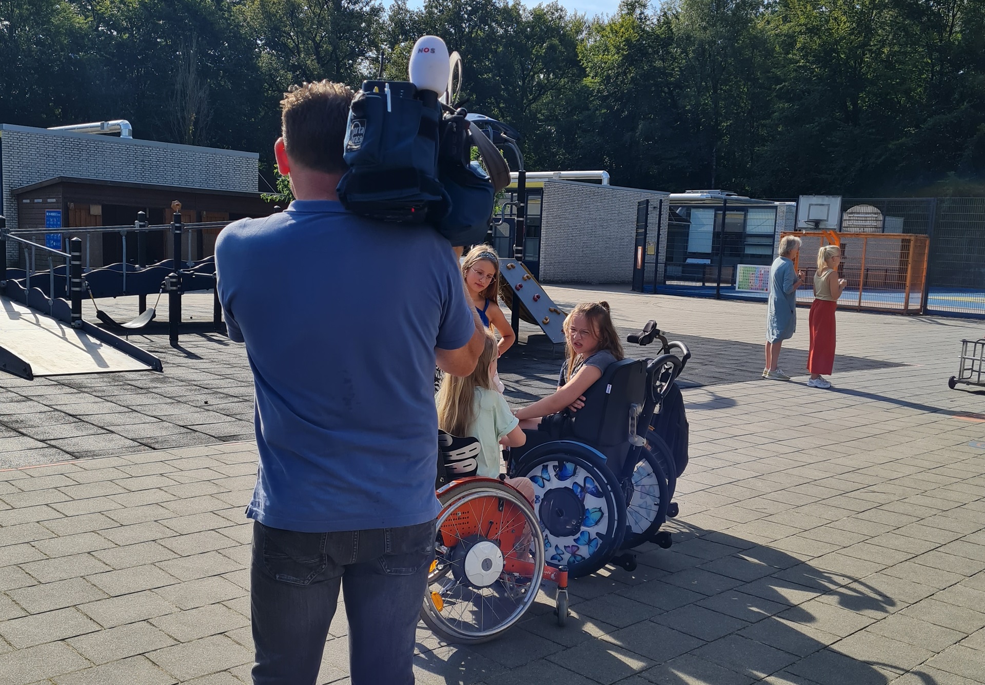 Jeugdjournaal vraagt mening van leerlingen Lichtenbeek